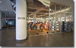 Boutique,
© Canadian Museum of History
IMG2014-0181-0002-Dm
