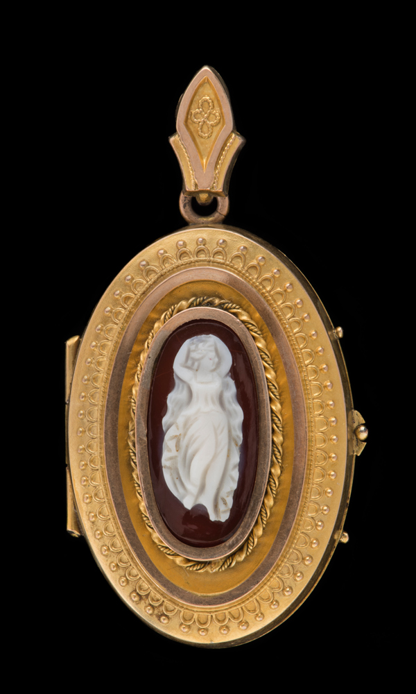 Queen Victoria’s cameo locket 