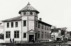 Dawson Post Office, Yukon, ca. 1900-10 