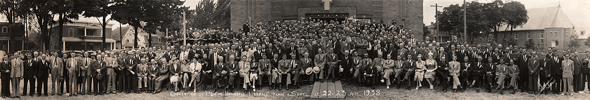Large group of people posing for a photo